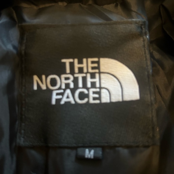 North face puffer jacket size M - Picture 3 of 3